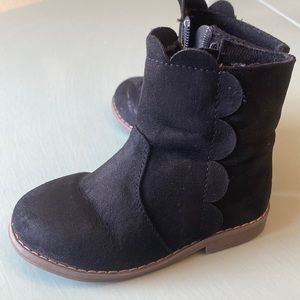 Baby Gap toddler faux suede black ankle boots